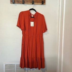 New with tags knoxrose midi dress